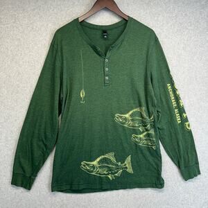 District T-Shirt Henley Mens XL Green Fishing Graphic Print Anchorage Alaska